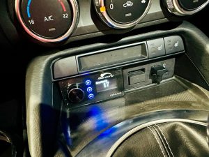 nd nc nb na ロードスター mazda マツダ　bose boseなし　ボーズ　ウーハー　スピーカー交換　カーオーディオ　音質　マツコネ　ツイーター　dsp プロセッサー　タイムアライメント　イコライザー　クロスオーバー　Bluetooth iPhone パワードウーハー　デッドニング　埋込　コントローラー　アンプ内蔵　dsp内蔵　dsp8.4hd Mercury Car Audio　バッ直　電源　金メッキ　端子