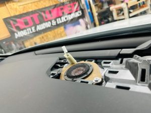 LEXUS LS500 LS500h IS300 IS350 ES NX RX500 RX350 MARK LEVINSON レクサス　純正マークレビンソン　マクレビ　スピーカー交換　センタースピーカー　ツイーター　サブウーハー　ダッシュボード　音質向上　音質改善　ワイドレンジ　フルレンジ　ワイドレンジドライバー　FX-101 FORMULA-X Mercury Car Audio カーオーディオ　オーディオ　CarPlay 純正ナビ　魔改造　通販　スピーカーキット　インナーバッフル　カーオーディオ専門店　HOT WIRED ホットワイヤード　名古屋