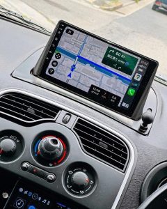 カングージャンボリー　2025 2026 kangoo jambree renault ルノージャポン　ルノー　フリーマーケット　フリマ　初参加　山中湖　車中泊　キャンパー仕様　カーオーディオ　CarPlay カスタム　トレーラー　ヒッチ　ラック　キャリア　スイング　デッドニング　断熱　断熱材　静音　車内の快適化　防音　遮熱　アンドロイドナビ　テスラナビ　テスロイド　アンドロイド　ハイテック