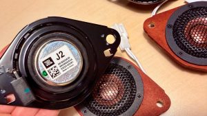 80 ハリアー　トヨタ純正　　JBL ミッドレンジ　スコーカー　ツイーター　ウーハー　サブウーハー　スピーカー交換　スピーカーキット　通販　インナーバッフル kicker Mercury Car Audio FORMULA-X fx101 2インチ ワイドレンジドライバー　車種別専用　コネクター　ハーネス　diy HOT WIRED ホットワイヤード