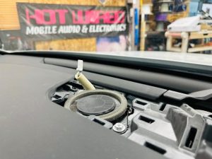 LEXUS LS500 LS500h IS300 IS350 ES NX RX500 RX350 MARK LEVINSON レクサス　純正マークレビンソン　マクレビ　スピーカー交換　センタースピーカー　ツイーター　サブウーハー　ダッシュボード　音質向上　音質改善　ワイドレンジ　フルレンジ　ワイドレンジドライバー　FX-101 FORMULA-X Mercury Car Audio カーオーディオ　オーディオ　CarPlay 純正ナビ　魔改造　通販　スピーカーキット　インナーバッフル　カーオーディオ専門店　HOT WIRED ホットワイヤード　名古屋