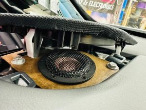 LEXUS LS500 LS500h IS300 IS350 ES NX RX500 RX350 MARK LEVINSON レクサス　純正マークレビンソン　マクレビ　スピーカー交換　センタースピーカー　ツイーター　サブウーハー　ダッシュボード　音質向上　音質改善　ワイドレンジ　フルレンジ　ワイドレンジドライバー　FX-101 FORMULA-X Mercury Car Audio カーオーディオ　オーディオ　CarPlay 純正ナビ　魔改造　通販　スピーカーキット　インナーバッフル　カーオーディオ専門店　HOT WIRED ホットワイヤード　名古屋