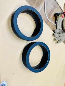 カングー　スピーカー交換　カーオーディオ　kangoo ルノー　renault 音質向上　ドアスピーカー　ツイーター　埋込　アンドロイドナビ　デッドニング　断熱　遮熱　防音　防振　静音　調音　整音　インナーバッフル　アウターバッフル　ツイーター埋込　セパレート 2way Mercury Car Audio マーキュリーカーオーディオ ホットワイヤード　名古屋　カーオーディオ専門店　でカングー
