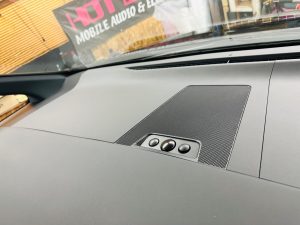 40系　ヴェルファイア　アルファード　アルヴェル　カーオーディオ　スピーカー交換　音質向上　センタースピーカー　ダッシュボード　インパネ　ミッドレンジ　jbl 8スピーカー　10スピーカー　15スピーカー　音質向上　スピーカー交換　ツイーター　コアキシャル　ウーハー　サブウーハー　音調整　dsp イコライザー　カーオーディオ専門店　alphard velfire 40 30 HOT WIRED FX-101 FORMULA-X Audible Physics　Mercury Car Audio ce-165
