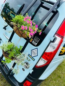 カングージャンボリー　2025 2026 kangoo jambree renault ルノージャポン　ルノー　フリーマーケット　フリマ　初参加　山中湖　車中泊　キャンパー仕様　カーオーディオ　CarPlay カスタム　トレーラー　ヒッチ　ラック　キャリア　スイング　デッドニング　断熱　断熱材　静音　車内の快適化　防音　遮熱