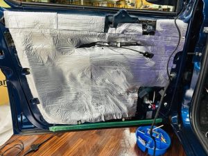 カングー KWK4M　エアコン　防音　断熱　遮熱　断熱　制振　防振　遮音　デッドニング　調音　整音　stp クーラーバッグ化　kangoo エアコンの効きが悪い　暑い　寒い　車内の静音化　カーオーディオ　ロードノイズ