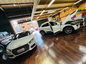 アウディ　AUDI TT MMI MIB MIB2 MIB3 AUDI CONNECT スマートフォンインターフェース　iPhone CarPlay カープレイ　Android Auto
　アンドロイドオート
Googleマップ　Youtube アウディ純正　純正ナビ　後付け　インストール　有効化　コーディング　エンジニアリングモード　隠しコマンド　名古屋
ホットワイヤード　HOT WIRED