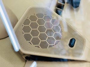 porsche 911 997 996 ポルシェ　オーディオ　カーオーディオ　スピーカー交換　センタースピーカー　スコーカー　ミッドレンジ　ミッドベース　ウーハー　ツイーター　音質　3way bose 純正ボーズ　ボーズサウンド　ブルメスター　burmester 名古屋　カーオーディオ専門店　ホットワイヤード