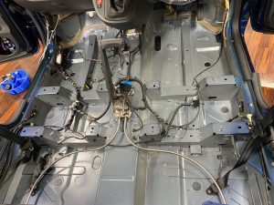 カングー KWK4M　エアコン　防音　断熱　遮熱　断熱　制振　防振　遮音　デッドニング　調音　整音　stp クーラーバッグ化　kangoo エアコンの効きが悪い　暑い　寒い　車内の静音化　カーオーディオ　ロードノイズ