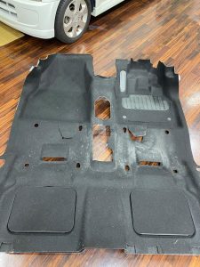 カングー KWK4M　エアコン　防音　断熱　遮熱　断熱　制振　防振　遮音　デッドニング　調音　整音　stp クーラーバッグ化　kangoo エアコンの効きが悪い　暑い　寒い　車内の静音化　カーオーディオ　ロードノイズ