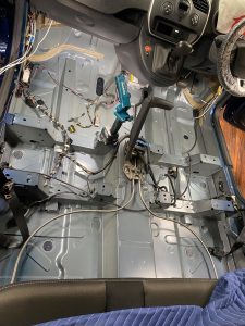 カングー KWK4M　エアコン　防音　断熱　遮熱　断熱　制振　防振　遮音　デッドニング　調音　整音　stp クーラーバッグ化　kangoo エアコンの効きが悪い　暑い　寒い　車内の静音化　カーオーディオ　ロードノイズ