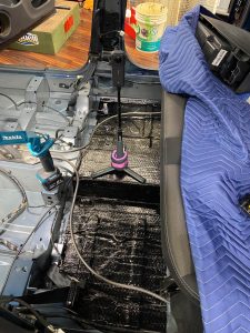 カングー KWK4M　エアコン　防音　断熱　遮熱　断熱　制振　防振　遮音　デッドニング　調音　整音　stp クーラーバッグ化　kangoo エアコンの効きが悪い　暑い　寒い　車内の静音化　カーオーディオ　ロードノイズ