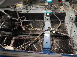 カングー KWK4M　エアコン　防音　断熱　遮熱　断熱　制振　防振　遮音　デッドニング　調音　整音　stp クーラーバッグ化　kangoo エアコンの効きが悪い　暑い　寒い　車内の静音化　カーオーディオ　ロードノイズ