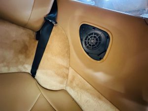 porsche 911 997 996 ポルシェ　オーディオ　カーオーディオ　スピーカー交換　センタースピーカー　スコーカー　ミッドレンジ　ミッドベース　ウーハー　ツイーター　音質　3way bose 純正ボーズ　ボーズサウンド　ブルメスター　burmester 名古屋　カーオーディオ専門店　ホットワイヤード　2インチ　ワイドレンジ　FX-101 FORMULA-X