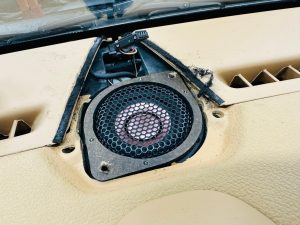 porsche 911 997 996 ポルシェ　オーディオ　カーオーディオ　スピーカー交換　センタースピーカー　スコーカー　ミッドレンジ　ミッドベース　ウーハー　ツイーター　音質　3way bose 純正ボーズ　ボーズサウンド　ブルメスター　burmester 名古屋　カーオーディオ専門店　ホットワイヤード　2インチ　ワイドレンジ　FX-101 FORMULA-X