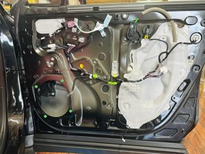 レクサス純正 　Mark Levinson マークレビンソン　lexus rx350 rx500 ls500 ls600 lc500 nx350 nx500 es is300 is500 lx570 lm Mercury Car Audio ce165　スピーカー交換　センタースピーカー　ダッシュボード　インパネ　Unityスピーカー　unity ツイーター　ウーハー　音質向上　音質改善　ワイドレンジ　フルレンジ　ミッドレンジ　スコーカー　インピーダンス　フェーズ　位相　抵抗値　FX-101 FORMULA-X マーキュリー　通販　プラグアンドプレイ　デッドニング　整音　調音