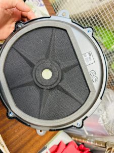 レクサス　マークレビンソン　スピーカー交換　サブウーハー　ウーハー　ツイーター　カーオーディオ　音質　低音　高音　LEXUS UNITY スピーカー RCF LX LS LC RX NX IS ES MARK LEVINSON マクレビ　ハイエンドカーオーディオ　インナーバッフル　車種別専用　通販