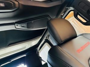 ジープ　ラングラー　jl wrangler jeep kicker rockford all weather サブウーハー　スピーカー交換　ダッシュボード　ツイーター　ミッドレンジ　サウンドバー　リアスピーカー　キッカー　2インチ　3インチ　8cm 10cm フルレンジ　ワイドレンジ　コアキシャル　カーオーディオ　HOT WIRED Mercury Car Audio FORMULA-X FX-101 2inch wide range driver 薄型ウーハー　純正アルパイン　alpine　音質向上