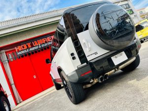 ランドローバー　ディフェンダー　land rover defender 110 90 スピーカー交換　カーオーディオ　メリディアン　meridian ツイーター　ミッドレンジ　スコーカー　ウーハー　サブウーハー　音質改善　音質向上　純正メリディアン　デッドニング　調音施行　断熱　ワイドレンジドライバー　ハイエンド　プレミアムカーオーディオ　ジャガー純正メリディアン　ローバー純正　純正meridian  Mercury Car Audio ce165 FORMULA-X FX-101 プラグアンドプレイ　デッドニング　断熱　遮熱　防音　ロードノイズ
