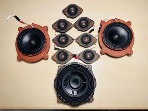 レクサス　純正　マークレビンソン　Mark Levinson スピーカー交換　スピーカー　ツイーター　unity　ウーハー　サブウーハー　アップグレード　フルキット　通販　車種別専用　コネクター　ハーネス　抵抗値　位相　インピーダンス　最適化　kicker FORMULA-X FX-101 2インチ ワイドレンジドライバー　2.5インチ　3インチ　4インチ　フルレンジスピーカー　コアキシャル　音質改善　カーオーディオ　ハイエンド　