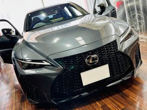 lexus IS レクサス　マークレビンソン　レクサス純正　スピーカー交換　unityスピーカー　センタースピーカー　ダッシュボード　ツイーター　音質向上　音質改善　マクレビ　dsp 通販　HOT WIRED 名古屋　ワイドレンジドライバー　2インチ　FORMULA-X fx101 業販 emma ハイエンドカーオーディオ　下まで出るツイーター　カプラーオン　プラグアンドプレイ