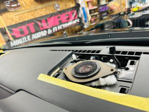 LEXUS LX600 LX700 LX570 レクサス　マークレビンソン　mark levinson unityスピーカー　ユニティ　ユニティー　センタースピーカー　ツイーター　ドアウーハー　スコーカー　ミッドレンジ　ダッシュボード　コアキシャル　フルレンジ　3インチ　2インチ　10センチ　8センチ　楕円　9×6 ウーハー　サブウーハー　デッドニング　調音　聖音　防振　断熱　音質向上　音質　マクレビ　dsp ハイレゾ　CarPlay ホットワイヤード　名古屋　周波数　ワイドレンジドライバ　FORMULA-X FX-101 Audible Physics ram2 インピーダンス　位相　フェーズ　抵抗値　最適化