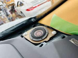 レクサス純正マークレビンソン　マークレビンソン　Mark Levinson LEXUS RX NX NX350 NX350h レクサス　スピーカー交換　純正スピーカー　純正ナビ　ツイーター　高音　unityスピーカー　センタースピーカー　ドアスピーカー　ダッシュボード　ユニティースピーカー　マクレビ　音質　カーオーディオ　カーオーディオ専門店　名古屋　HOT WIRED ホットワイヤード　通販　スピーカーキット　インピーダンス　車種別専用　抵抗値