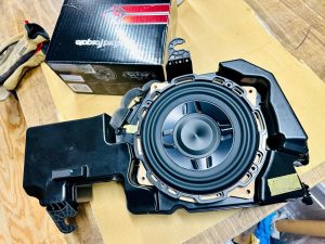 レクサス　マークレビンソン　スピーカー交換　ウーハー　サブウーハー　マクレビ アップグレード　インナーバッフル　ウーハーボックス　通販　HOT WIRED ホットワイヤード　ロックフォード　rockford FORMULA-X FX-101 Mercury Car Audio
