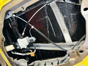 ランドローバー　ディフェンダー　land rover defender 110 90 スピーカー交換　カーオーディオ　メリディアン　meridian ツイーター　ミッドレンジ　スコーカー　ウーハー　サブウーハー　音質改善　音質向上　純正メリディアン　デッドニング　調音施行　断熱　ワイドレンジドライバー　ハイエンド　プレミアムカーオーディオ　ジャガー純正メリディアン　ローバー純正　純正meridian  Mercury Car Audio ce165 FORMULA-X FX-101 プラグアンドプレイ