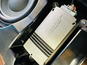 ポルシェ　マカン　ノイズ　　スタティック　カーオーディオ　ナビ　クラリオン　高周波　ボーズ　bose オーディオ　ツイーター　スピーカー　porsche macan カイエン　パラメーラ　911 pcm