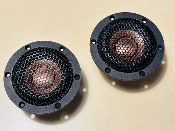 2インチ ワイドレンジドライバー：FORMULA-X FX-101　下まで出るツイーター