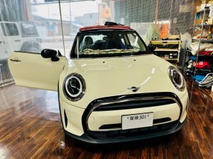 f56 f54 f55 f60 r60 bmw mini nbt evo id5 id6 id7 id8 CarPlay 純正ナビ　後付け　カーナビ　ナビ交換　ナビ取付　bmw純正　ワイヤレス　ナビなし　半導体不足　カープレイ　コーディング　地図更新　coding map conversion ミニ　iDrive アイドライブ　gps