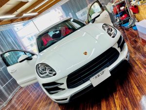 ポルシェ　車種別　マカン　アンドロイドナビ　Android デュアルモニター 12.3 12.5 12.8 テスラ　テスロイド　Youtube CarPlay カープレイ　iPhone ワイヤレス　Android Auto Googleマップ　グーグル　ヤフーカーナビ　クラリオン　純正ナビ　pcm パラメーラ　カイエン　911　2din bose macan porsche ナビ交換　カーナビ　コーディング　coding ポルシェ専用