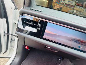 ポルシェ　車種別　マカン　アンドロイドナビ　Android デュアルモニター 12.3 12.5 12.8 テスラ　テスロイド　Youtube CarPlay カープレイ　iPhone ワイヤレス　Android Auto Googleマップ　グーグル　ヤフーカーナビ　クラリオン　純正ナビ　pcm パラメーラ　カイエン　911　2din bose macan porsche ナビ交換　カーナビ　コーディング　coding ポルシェ専用