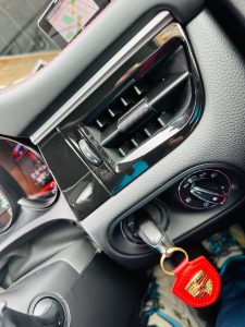 ポルシェ　車種別　マカン　アンドロイドナビ　Android デュアルモニター 12.3 12.5 12.8 テスラ　テスロイド　Youtube CarPlay カープレイ　iPhone ワイヤレス　Android Auto Googleマップ　グーグル　ヤフーカーナビ　クラリオン　純正ナビ　pcm パラメーラ　カイエン　911　2din bose macan porsche ナビ交換　カーナビ　コーディング　coding ポルシェ専用
