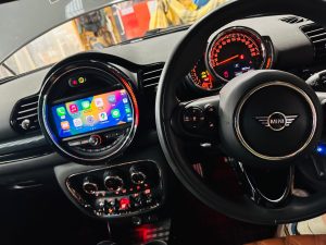 セルフコーディング　コーディング　失敗　iDrive 純正ナビ　修理　ヘッドユニット　nbt nbtevo id5 id6 coding bimmercode odb スマートフォン　bmw mini benz audi ベンツ　アウディ　esys bimmer CarPlay カープレイ　有効化　フルスクリーン　全画面　id7 後付け　再起動　繰り返す　バッテリー上がり　エラーコード　エラー消去　ミニクーパー　クラブマン f54 f55 f56 f57 クーパー　iPhone キャンセラー　ビマーズコード