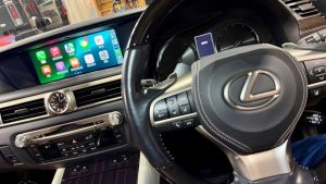 レクサス レクサス純正 純正ナビ 後付け CarPlay カープレイ ワイヤレス AVインターフェース インターフェース HDMI USB 映像入力 HDMI入力 動画再生 動画視聴 Fire TV Stick amazon アマゾン プライム ビデオ ネットリックス ミラーリング Youtube fulu tver フルスクリーン Bluetooth iPhone iPhone 17 16 15 14 google Googleマップ アプリ カーナビ ヤフー 名古屋 HOT WIRED ホットワイヤード マクレビ スピーカー交換 カーオーディオ専門店 カープレイモジュール アンドロイド gs350 gs300 gs450 ls460 ls600