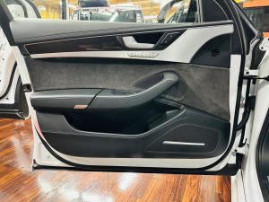 アウディ　純正　ボーズ　bose b&o バングアンドオルフセン　ボーズサウンド　スピーカー交換　スコーカー　ミッドレンジ　2インチ ワイドレンジドライバー　音質　カーオーディオ　CarPlay 通販　車種別　カプラー　プラグアンドプレイ　簡単取付　ハイエンド　カープレイ　デッドニング アウディ　a8 s8 s7 a7 a6 s6 q5 q7 q8 a4 a3 a2 a1 カーオーディオ専門店　名古屋　ホットワイヤード