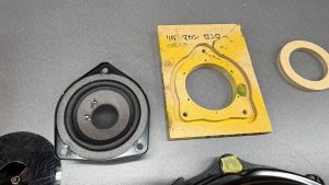 porsche 718 cayman pcm4 pcm5 pcm6 pcm7 ポルシェ ケイマン ボクスター 911 カレラ ボーズ サウンド bose sound burmester ブルメスター 純正ボーズ 純正bose スピーカー交換 ツイーター ウーハー ミッドレンジ スコーカー デッドニング CarPlay カーオーディオ カープレイ スピーカー交換 Mercury Car Audio HOT WIRED 名古屋 音質改善 音質向上