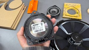 porsche 718 cayman pcm4 pcm5 pcm6 pcm7 ポルシェ ケイマン ボクスター 911 カレラ ボーズ サウンド bose sound burmester ブルメスター 純正ボーズ 純正bose スピーカー交換 ツイーター ウーハー ミッドレンジ スコーカー デッドニング CarPlay カーオーディオ カープレイ スピーカー交換 Mercury Car Audio HOT WIRED 名古屋 音質改善 音質向上