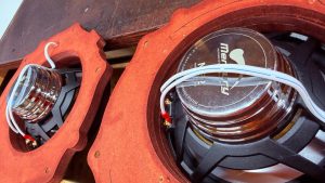 porsche 718 cayman pcm4 pcm5 pcm6 pcm7 ポルシェ ケイマン ボクスター 911 カレラ ボーズ サウンド bose sound burmester ブルメスター 純正ボーズ 純正bose スピーカー交換 ツイーター ウーハー ミッドレンジ スコーカー デッドニング CarPlay カーオーディオ カープレイ スピーカー交換 Mercury Car Audio HOT WIRED 名古屋 音質改善 音質向上