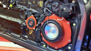 porsche 718 cayman pcm4 pcm5 pcm6 pcm7 ポルシェ ケイマン ボクスター 911 カレラ ボーズ サウンド bose sound burmester ブルメスター 純正ボーズ 純正bose スピーカー交換 ツイーター ウーハー ミッドレンジ スコーカー デッドニング CarPlay カーオーディオ カープレイ スピーカー交換 Mercury Car Audio HOT WIRED 名古屋 音質改善 音質向上