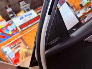 マツダ　mazda cx60 cx-60 cx80 cx-80 cx-8 xc-5 nd 純正ボーズ　マツダ純正BOSE　ボーズサウンド　スピーカー交換　センタースピーカー　ツイドラー　ドアスピーカー　スコーカー　ミッドレンジ　ミッドウーハー　サブウーハー　ウーハー　ツイーター　音質　カーオーディオ
　カーオーディオ専門店　名古屋　ホットワイヤード　通販　車種別　バッフル　インピーダンス　位相　最適化　フェーズ　抵抗値　2Ω 4Ω 6Ω ワイドレンジドライバー　AudioCircle Mercury Car Audio