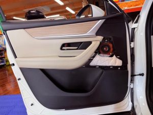 マツダ　mazda cx60 cx-60 cx80 cx-80 cx-8 xc-5 nd 純正ボーズ　マツダ純正BOSE　ボーズサウンド　スピーカー交換　センタースピーカー　ツイドラー　ドアスピーカー　スコーカー　ミッドレンジ　ミッドウーハー　サブウーハー　ウーハー　ツイーター　音質　カーオーディオ
　カーオーディオ専門店　名古屋　ホットワイヤード　通販　車種別　バッフル　インピーダンス　位相　最適化　フェーズ　抵抗値　2Ω 4Ω 6Ω ワイドレンジドライバー　AudioCircle Mercury Car Audio