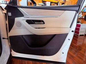 マツダ　mazda cx60 cx-60 cx80 cx-80 cx-8 xc-5 nd 純正ボーズ　マツダ純正BOSE　ボーズサウンド　スピーカー交換　センタースピーカー　ツイドラー　ドアスピーカー　スコーカー　ミッドレンジ　ミッドウーハー　サブウーハー　ウーハー　ツイーター　音質　カーオーディオ
　カーオーディオ専門店　名古屋　ホットワイヤード　通販　車種別　バッフル　インピーダンス　位相　最適化　フェーズ　抵抗値　2Ω 4Ω 6Ω ワイドレンジドライバー　AudioCircle Mercury Car Audio