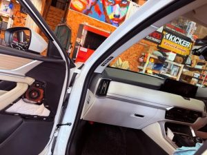 マツダ　mazda cx60 cx-60 cx80 cx-80 cx-8 xc-5 nd 純正ボーズ　マツダ純正BOSE　ボーズサウンド　スピーカー交換　センタースピーカー　ツイドラー　ドアスピーカー　スコーカー　ミッドレンジ　ミッドウーハー　サブウーハー　ウーハー　ツイーター　音質　カーオーディオ
　カーオーディオ専門店　名古屋　ホットワイヤード　通販　車種別　バッフル　インピーダンス　位相　最適化　フェーズ　抵抗値　2Ω 4Ω 6Ω ワイドレンジドライバー　AudioCircle Mercury Car Audio