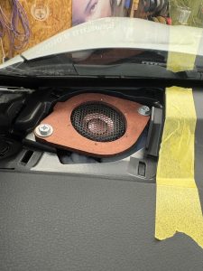 lexus lbx レクサス　純正　Mark Levinson マークレビンソン　スピーカー交換　音質　unity スピーカー　ツイーター　高音　低音　センタースピーカー　ダッシュボード　ドアスピーカー　ウーハー　サブウーハー　マクレビ　ワイドレンジ　フルレンジ　2インチ ワイドレンジドライバー　AudioCircle Audible Physics Mercury Car Audio HOT WIRED ホットワイヤード　名古屋　カーオーディオ　カーオーディオ専門店
ユニティ