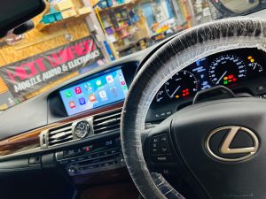 レクサス　純正ナビ　後付け　ワイヤレス　CarPlay カープレイ　アンドロイドオート　Android Auto
ミラーリング　airplay hdmi firetv amazon apple iphone Fire TV Stick ファイヤーtv lexus ls460 ls600 gs300 gs450 gs350 gsf is300 is350 レクサス純正ナビ　HDIM入力　動画　映像入力　ビデオ入力　外部入力　ブルーレイ　Netflix
fulu プライムビデオ　アマゾン　Youtube maeba tver googl Googleマップ　グーグルマップ　ミラーリング　avインターフェース　　カーナビ　アップル　映像　名古屋　ホットワイヤード