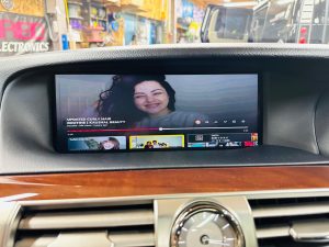 レクサス　純正ナビ　後付け　ワイヤレス　CarPlay カープレイ　アンドロイドオート　Android Auto
ミラーリング　airplay hdmi firetv amazon apple iphone Fire TV Stick ファイヤーtv lexus ls460 ls600 gs300 gs450 gs350 gsf is300 is350 レクサス純正ナビ　HDIM入力　動画　映像入力　ビデオ入力　外部入力　ブルーレイ　Netflix
fulu プライムビデオ　アマゾン　Youtube maeba tver googl Googleマップ　グーグルマップ　ミラーリング　avインターフェース　　カーナビ　アップル　映像　名古屋　ホットワイヤード