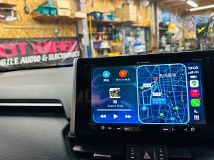 カーナビ 社外品 純正ナビ 外部入力 aux hdmi rca あとづけ 後付け CarPlay カープレイ Android Auto アンドロイド スマホ ミラーリング 汎用 ワイヤレス iPhone Youtube airplay airdrop ユーチューブ 動画 再生 視聴 動画アプリ Googleマップ トヨタ rav4 パイオニア カロッツエリア